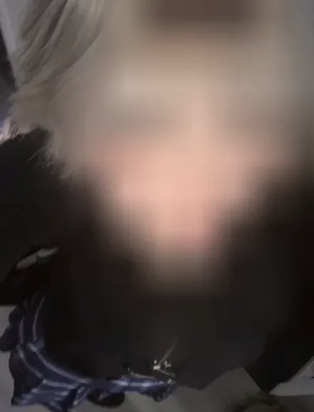 Amina, 20 años