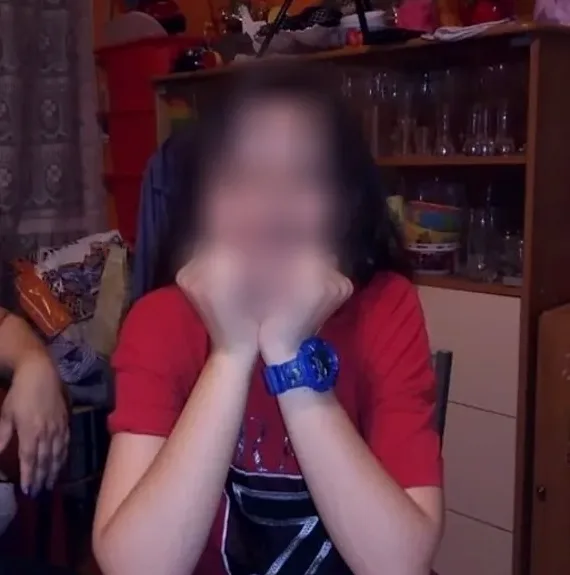 Antonia, 25 años