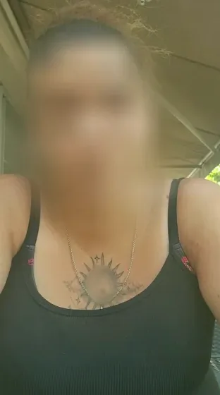 Manuela, 37 años